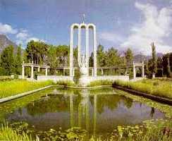 Huguenot Monument