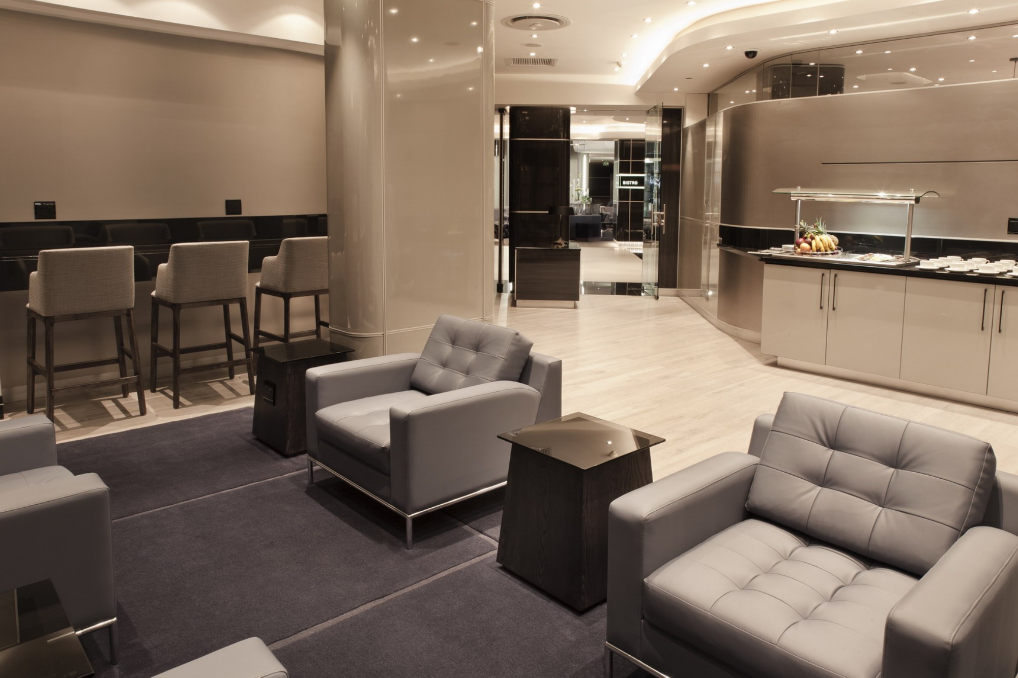 The Wayfarer Lounge
