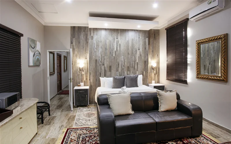 Rosewood-Room2