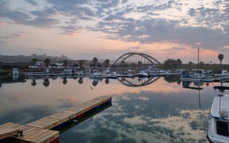 halyards-hotel-marina