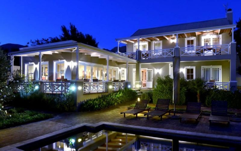 Plumwood Boutique Hotel