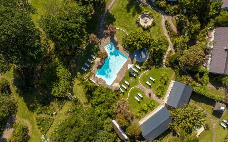 Hunters Country House