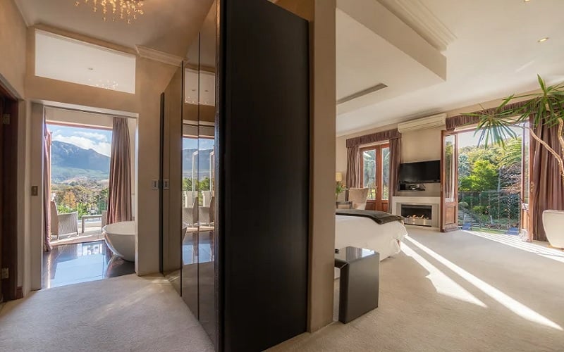 Nova Constantia Boutique Residence