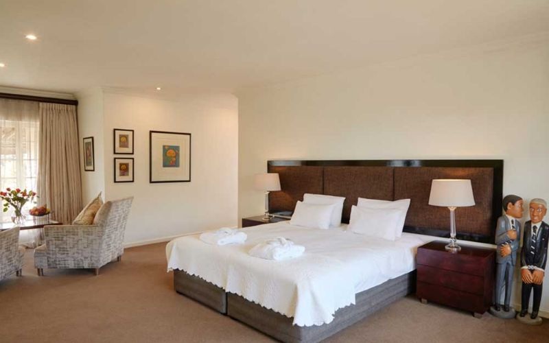 Summerhill-Room3