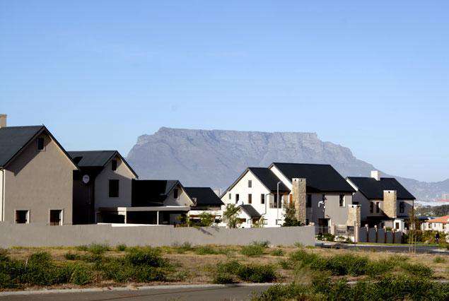 Burgundy Luxury Apartments