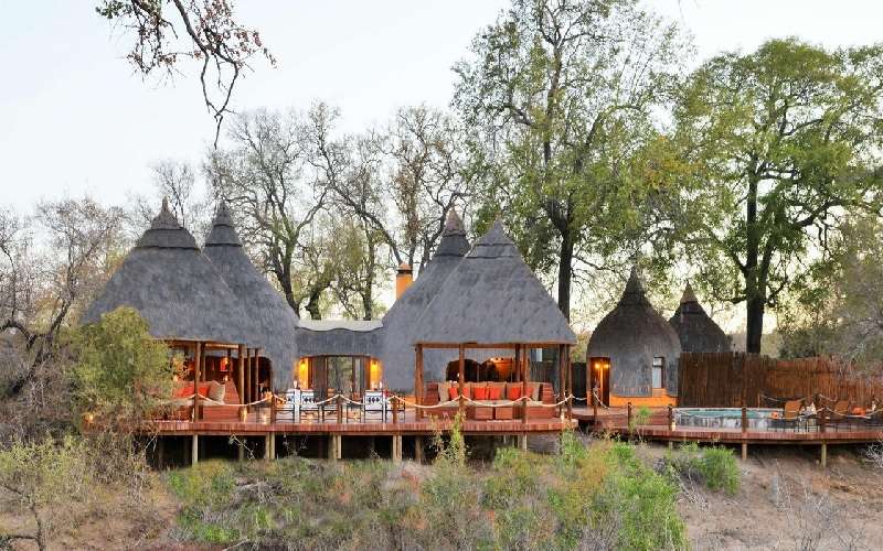 Hoyo Hoyo Safari Lodge