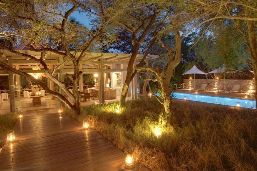 picture of safari lodge