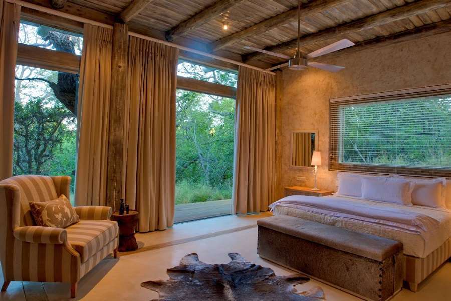 picture of safari lodge