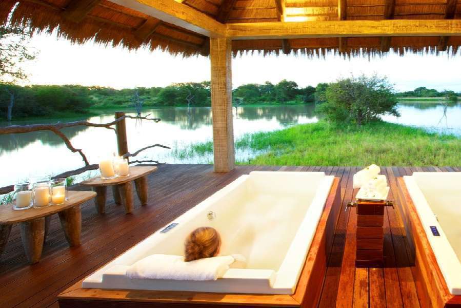picture of safari lodge