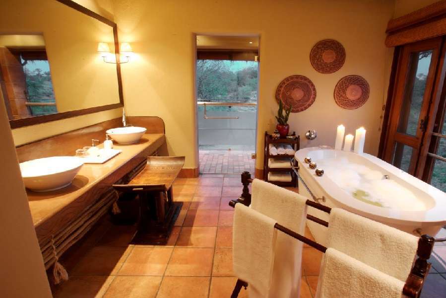 picture of safari lodge