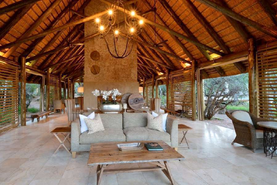 picture of safari lodge