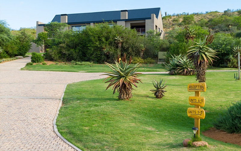 Stonehill River Lodge