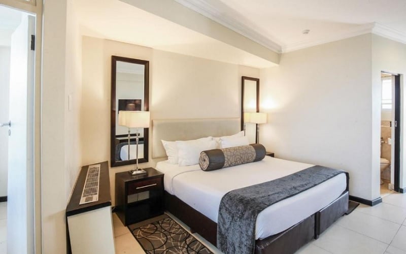Blue Waters Hotel