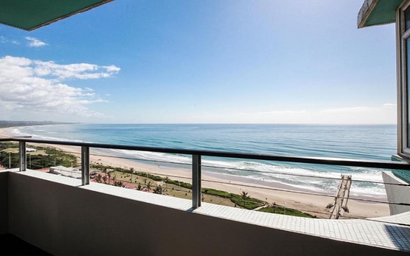 Blue Waters Hotel
