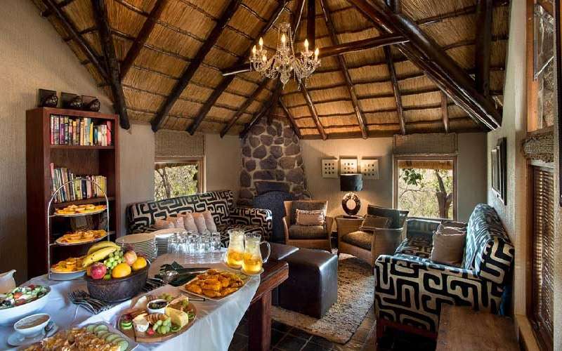 Tshukudu Bush Lodge breakfast
