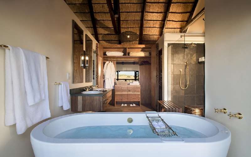 Tshukudu Bush Lodge Bathroom